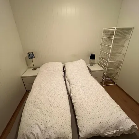 Apartment Spacious Apartment- Walking Distance To Citycenter Tromsø