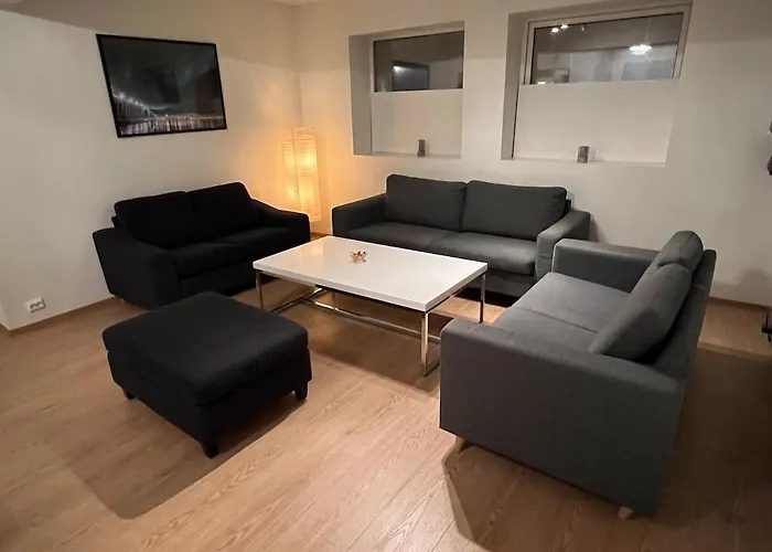 Διαμέρισμα Spacious Apartment- Walking Distance To Citycenter Τρόμσο