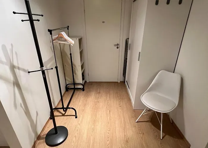 Spacious Apartment- Walking Distance To Citycenter Appartamento Tromsø